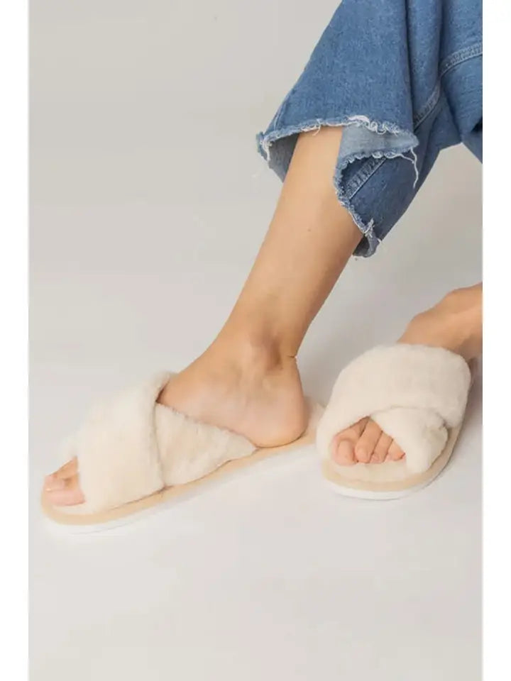 Ivory Faux Fur Slippers – NAVYBLEU - Main Image