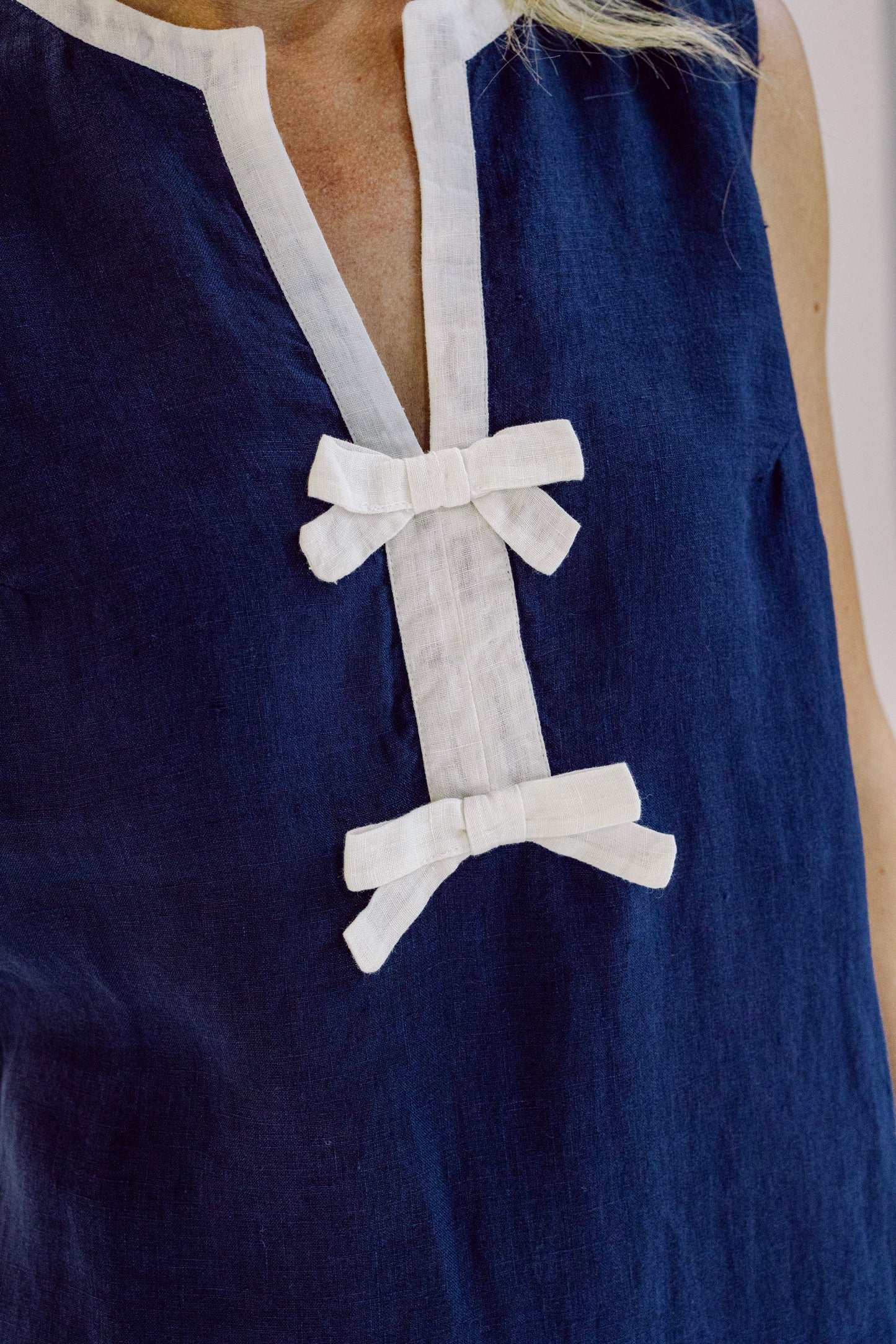 Erin Shift Dress - Navy Bow