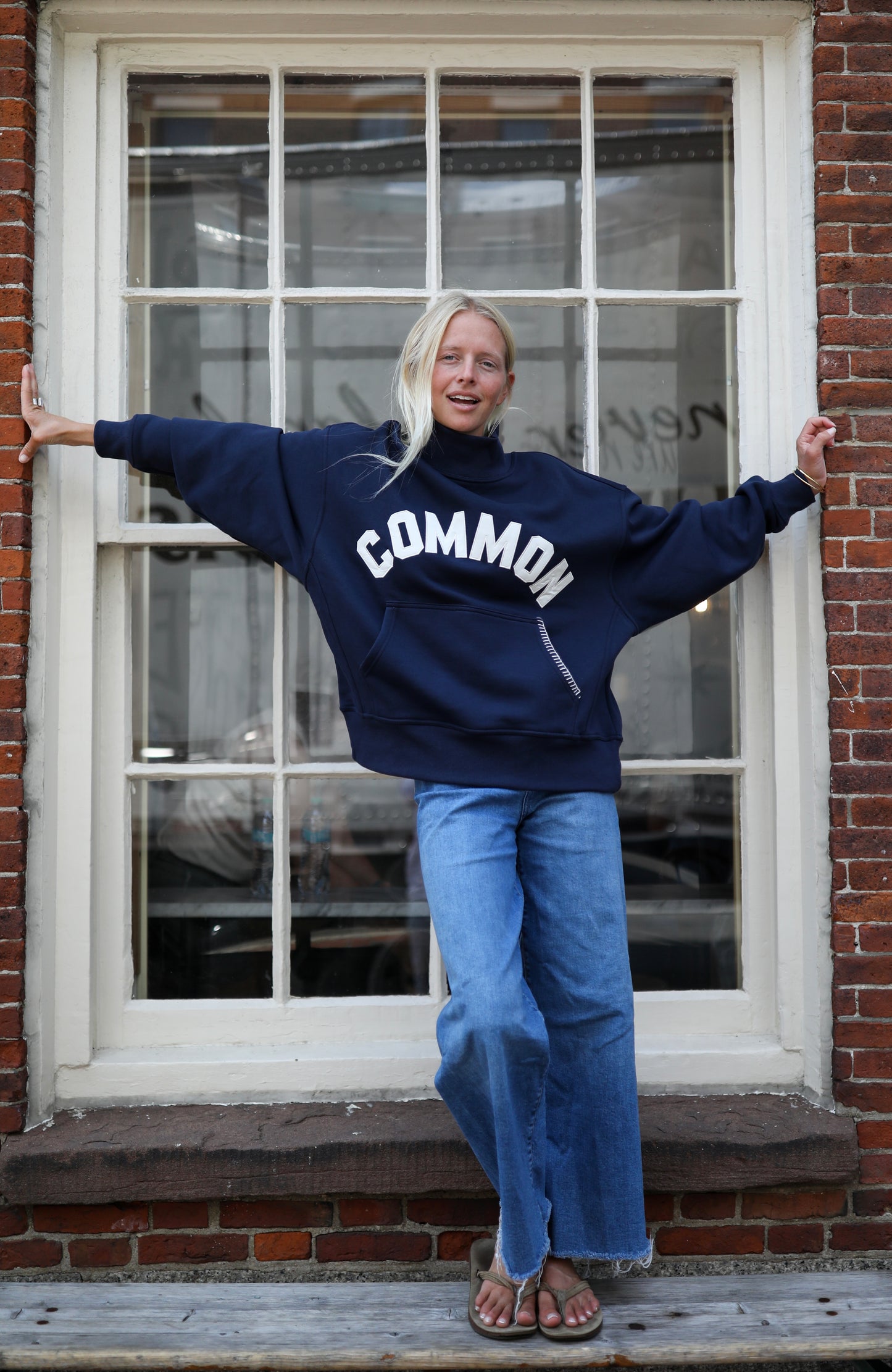 COMMON Mockneck